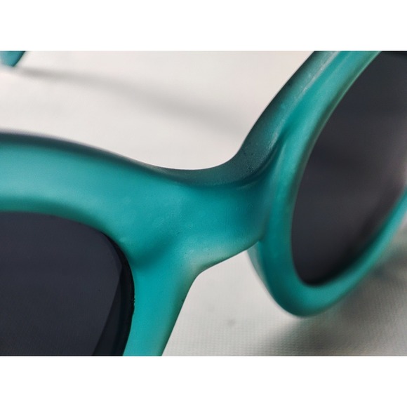 Vintage Diane Von Furstenberg Color Authority Teal Round Sunglasses 51/22/140 main image 9